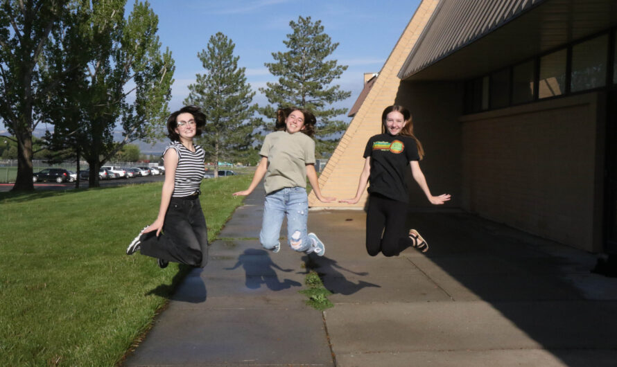 Senior girls leave newspaper behind with memories of love